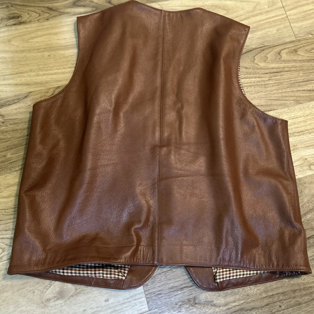 Orvis Vintage Brown Leather Vest Mens Plaid Lined Button Front Outdoor Heritage